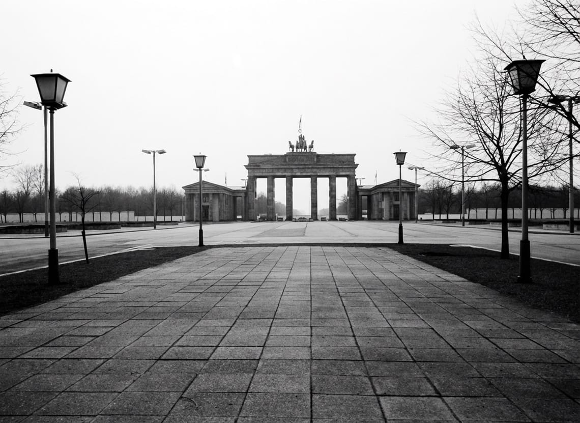 Gate